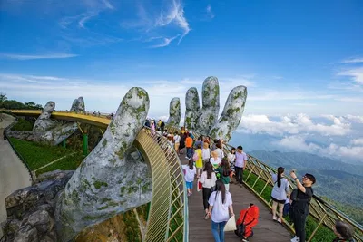 Golden Bridge & Ba Na Hills Day Tour: Lunch Included!