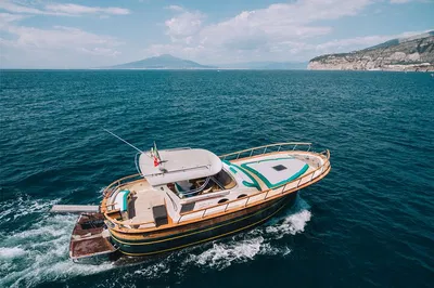 Unforgettable Amalfi Coast Private Boat Tour: Cruise in Style!