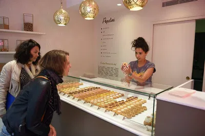 South Montmartre: Taste of Paris Food & Art Adventure