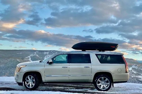 Luxury Vail to Denver Airport Shuttle: Arrive in Style