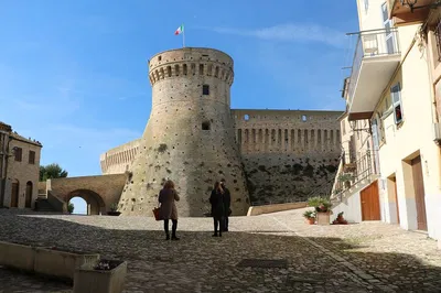 Uncover Acquaviva Picena: A Private Medieval Walking Tour with Panoramic Aperitivo