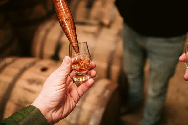 Nashville Barrel Co: Unleash Your Inner Whiskey Connoisseur!
