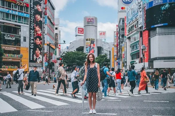 Capture Tokyo's Magic: Personalized Photo Tour with a Local