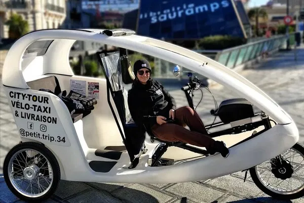 Montpellier Bike-Taxi Tour: Private City Discovery!