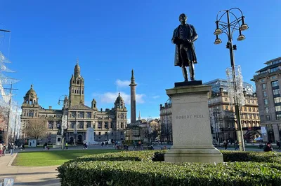 Unveiling Glasgow: A Luxurious Family Day Trip from Edinburgh