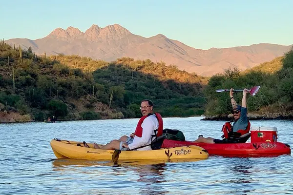 Saguaro Lake Kayak & Paddleboard Adventure: 2.5 Hours