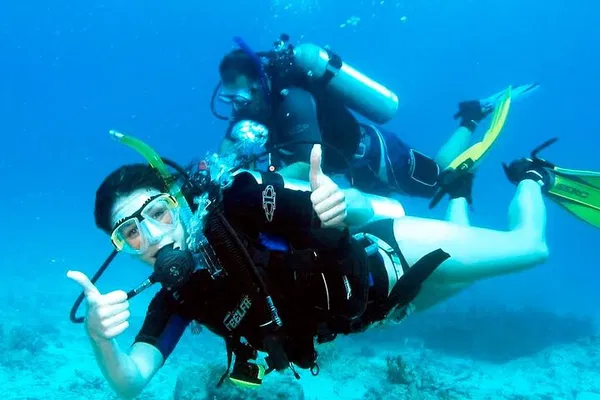 Discover Scuba Diving in Pattaya: An Underwater Adventure Awaits!