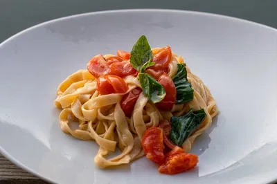 Florentine Culinary Time Warp: Handcrafting Pasta Like a Tuscan Ancestor