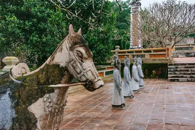 Da Nang, Hue & Hoi An: 5-Day Vietnam Adventure
