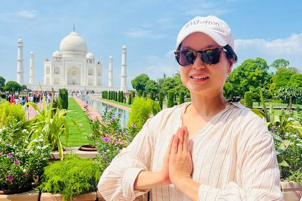 Unveiling Agra's Majesty: A Whirlwind Day Tour from Jaipur