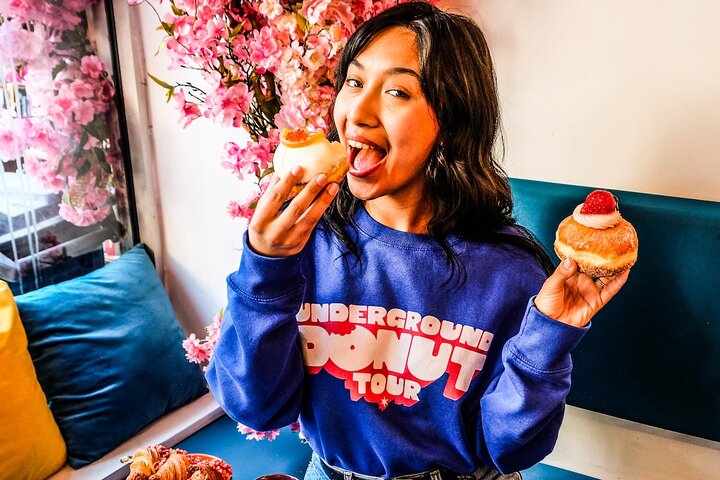 Union Square Donut Tour: Sweet NYC Adventure