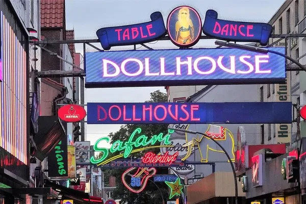 Reeperbahn Uncensored: Dive into Hamburg's Sinful Mile