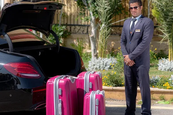 Dubai Airport Transfer: Private, Stress-Free Arrival/Departure