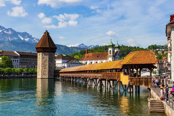 Luzern Private Tour & Lake Cruise from Basel