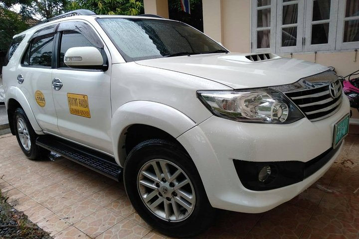 Stress-Free Airport & Hotel Transfers in Phuket & Belize
