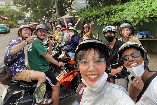 Saigon Street Food Tour: Motorbike Adventure & Hidden Gems
