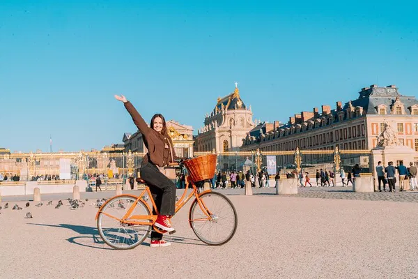 Versailles Bike & Palace Tour: Skip-the-Line Access