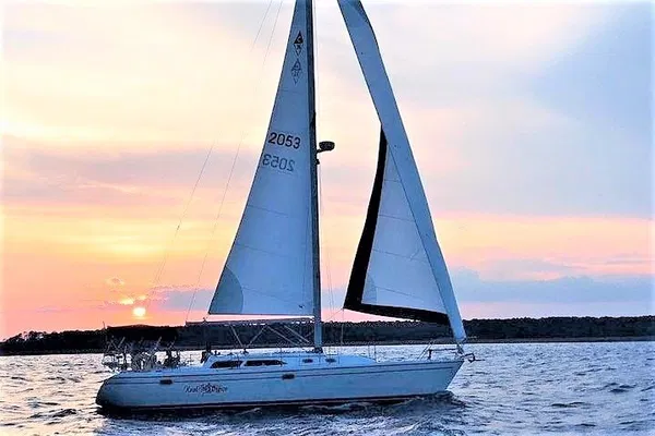 Hilton Head Sunset Sail: Dolphins & Private Tour