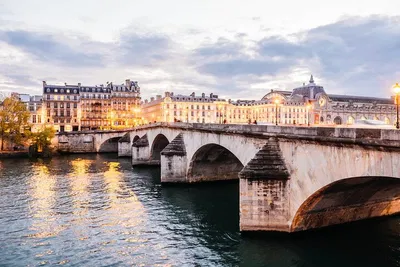 Parisian Dream: Private Tour with Montmartre, Marais & Saint Germain