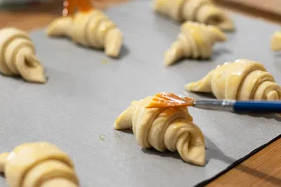 Master the Art of Croissant Baking Near the Eiffel Tower