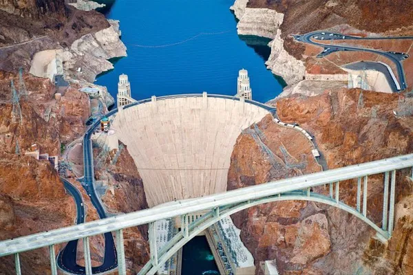 Hoover Dam Mini Tour: Award-Winning Vegas Adventure!