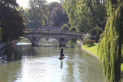 Cambridge Day Trip: Uncover History & Beauty from Birmingham!