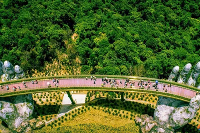 Da Nang's Golden Bridge & Ba Na Hills: A Private Mountain Escape