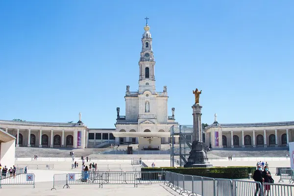 Fátima, Nazaré, Óbidos: Portugal Day Trip from Lisbon