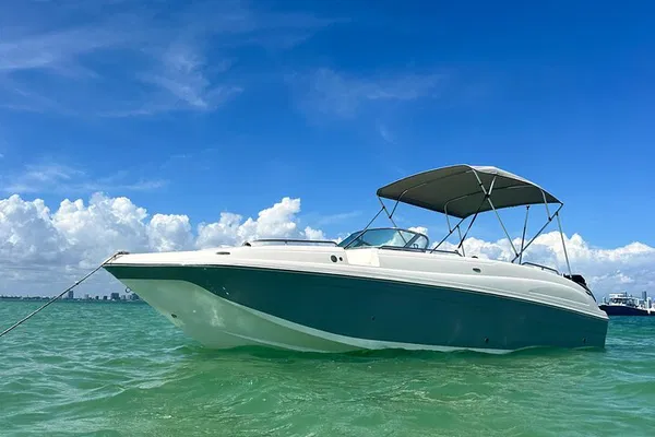 Miami Private Boat Rental: Cruise in Style!