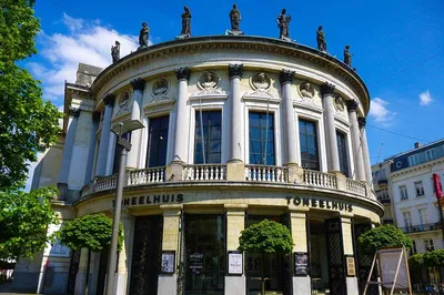 Discover Antwerp's Hidden Gems: A Private Walking Tour Through History