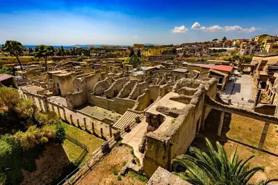 Unearth Ancient Wonders: A Private Herculaneum & Naples Day Trip from Rome