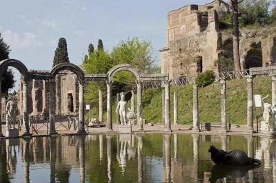 Unveiling Tivoli's Treasures: A Driver-Guided Journey Through Roman and Renaissance Splendor