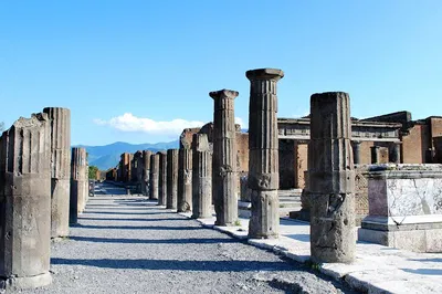 Pompeii & Sorrento Escape: Day Trip from Rome