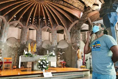 Unveiling Gaudí's Hidden Gems: An Exclusive Private Tour in Barcelona