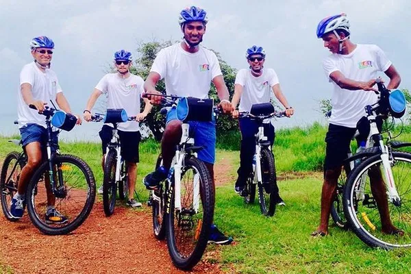 Goa's Coastal Charms: A Cycling Expedition Through Aguada's Hidden Gems