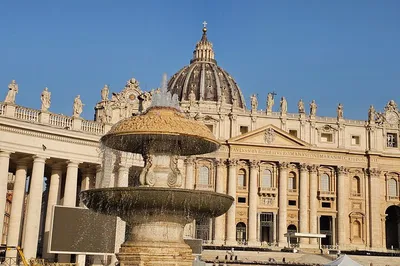 Vatican Tour: Art, Faith & Papal Tombs