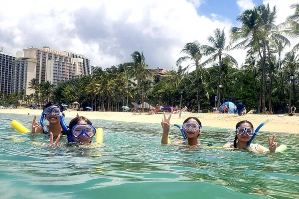 Snorkel in Waikiki: Easy Fun & Fish for Beginners!