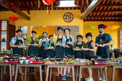 Hoi An Culinary Adventure: Market Tour & Eco-Farm Cooking Class