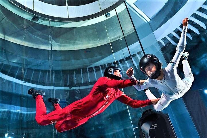 Defy Gravity: Indoor Skydiving Adventure in Chicago's Lincoln Park