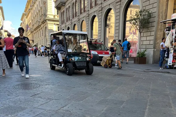 Florence Golf Cart Tour: City Center & Piazzale