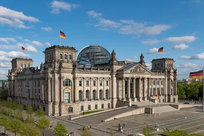 Berlin's Best: Uncover History & Culture on a Shore Excursion!