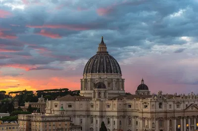 Vatican: St. Peter’s Basilica Skip-the-Line & Papal Tomb