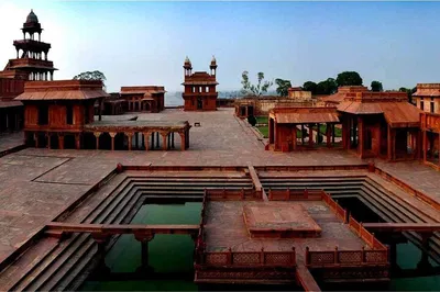 Discover Agra's Mughal Majesty: A Private Excursion to Fatehpur Sikri & Mehtab Bagh