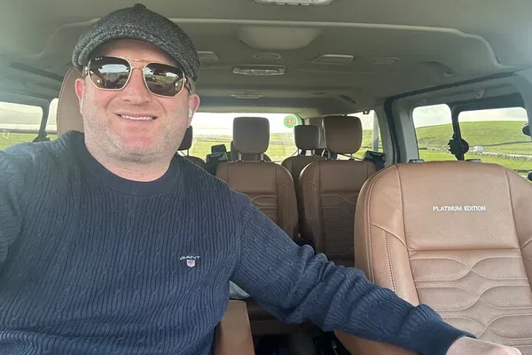 Dublin's Best: Authentic City & Bay Tour with Local