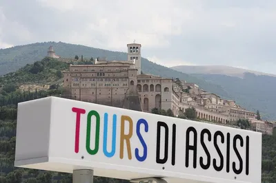 Assisi Tuk Tuk Tour: St. Francis' Life Explored