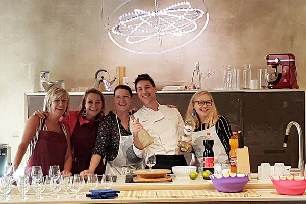 Milanese Culinary Adventure: Craft Pasta & Cocktails Like a Pro