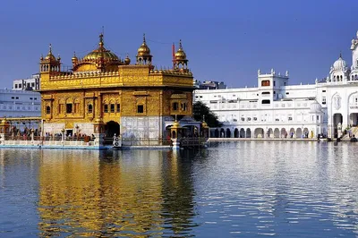 Unveiling India's Splendor: 6-Day Golden Triangle & Amritsar Tour