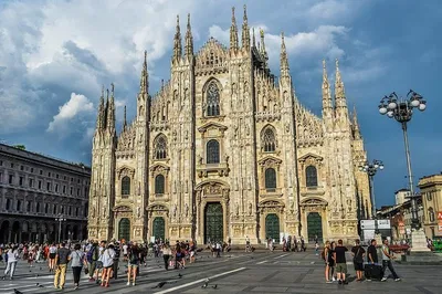 Milan's Architectural Marvels: A Private Luxury Tour