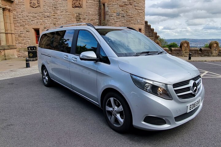 Luxury Dublin Airport Transfer: Belfast City Stress-Free