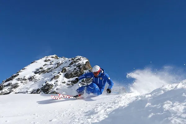Elevate Your Skills: Personalized Freeride Skiing in Livigno & Bormio